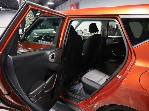 Used 2021 Kia Soul LX FWD image 16