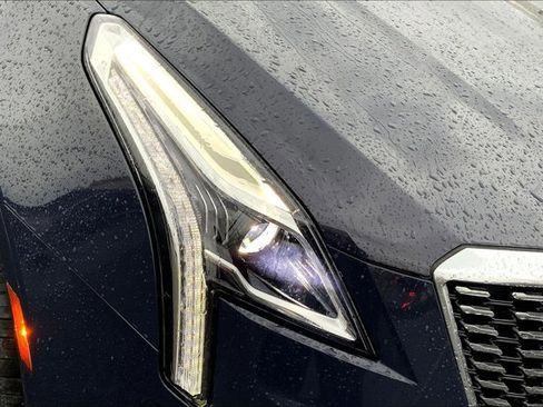 Used 2025 Cadillac XT5 Premium Luxury image 28