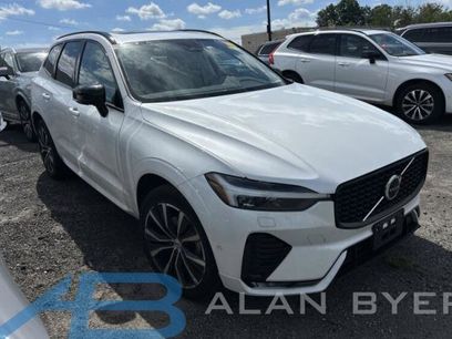 Used 2024 Volvo XC60 B5 Plus w/ Protection Package Premier