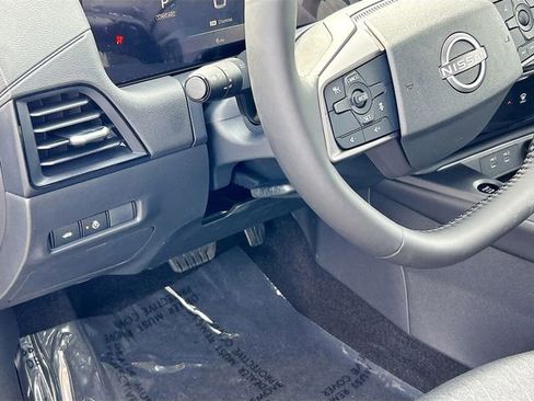 New 2026 Nissan Sentra SV w/ SV Convenience Package FWD image 7