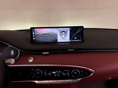 Used 2022 Genesis GV70 3.5T Sport w/ Sport Advanced Package image 15