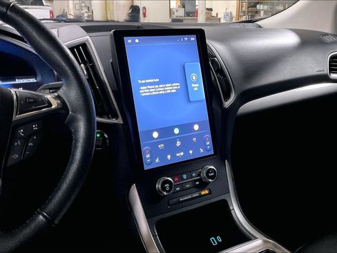 Certified 2024 Ford Edge SEL AWD/4WD image 6