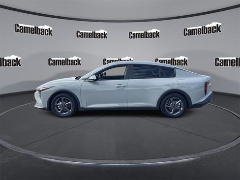 Used 2025 Kia K4 LXS image 4