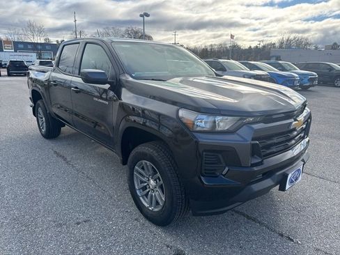 New 2026 Chevrolet Colorado LT image 8