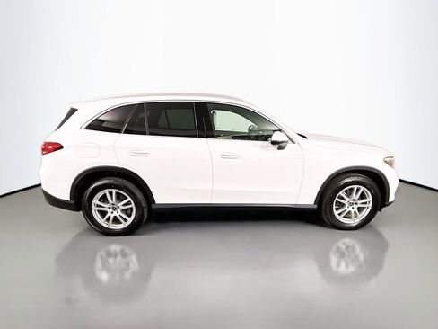 Certified 2025 Mercedes-Benz GLC 300 4MATIC image 8