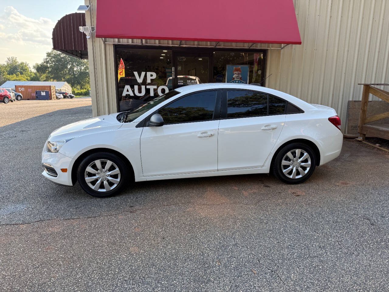 Used 2015 Chevrolet Cruze LS FWD image 7
