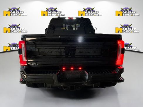 Used 2025 Ford F450 Platinum w/ FX4 Off-Road Package AWD/4WD image 5