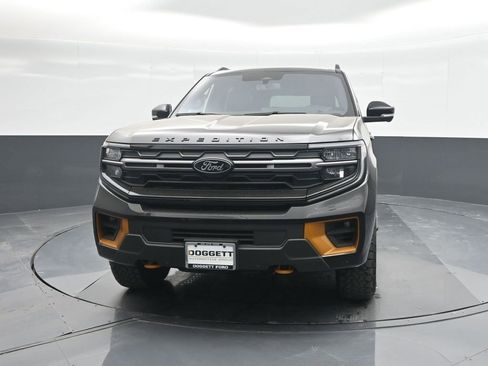 New 2025 Ford Expedition Tremor image 5
