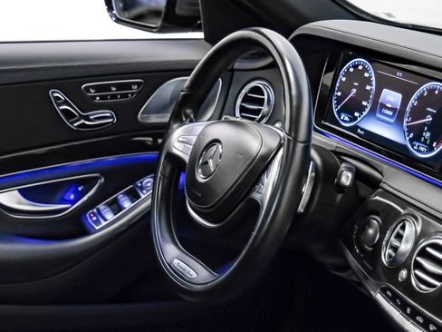 Used 2017 Mercedes-Benz S 550 Sedan image 8