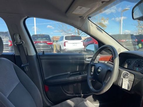 Used 2006 Chevrolet Impala LT image 27