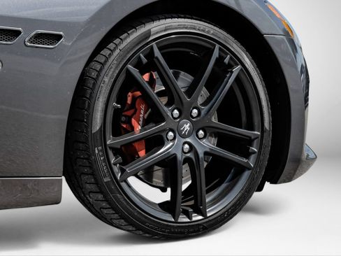 Used 2018 Maserati GranTurismo Sport RWD image 65