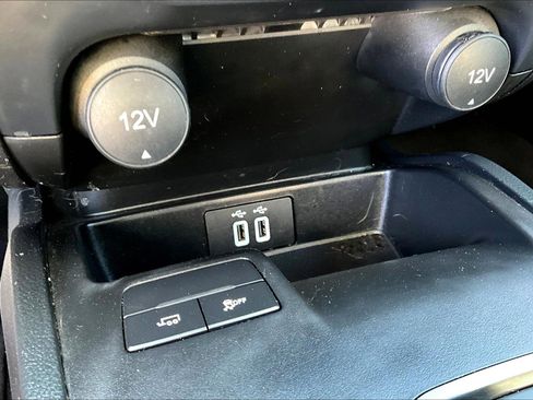 Used 2022 Ford Ranger XLT w/ Equipment Group 301A Mid image 33