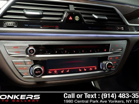 Used 2020 BMW 740i w/ M Sport Package RWD image 45