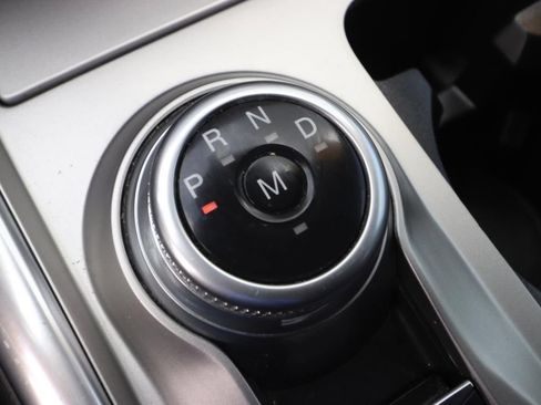 Used 2020 Ford Explorer XLT w/ Equipment Group 202A RWD image 23