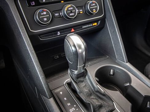 Used 2019 Volkswagen Atlas SE w/ Towing Package FWD image 28
