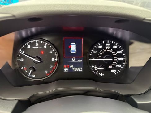 Used 2024 Subaru Impreza 2.0i AWD/4WD image 17