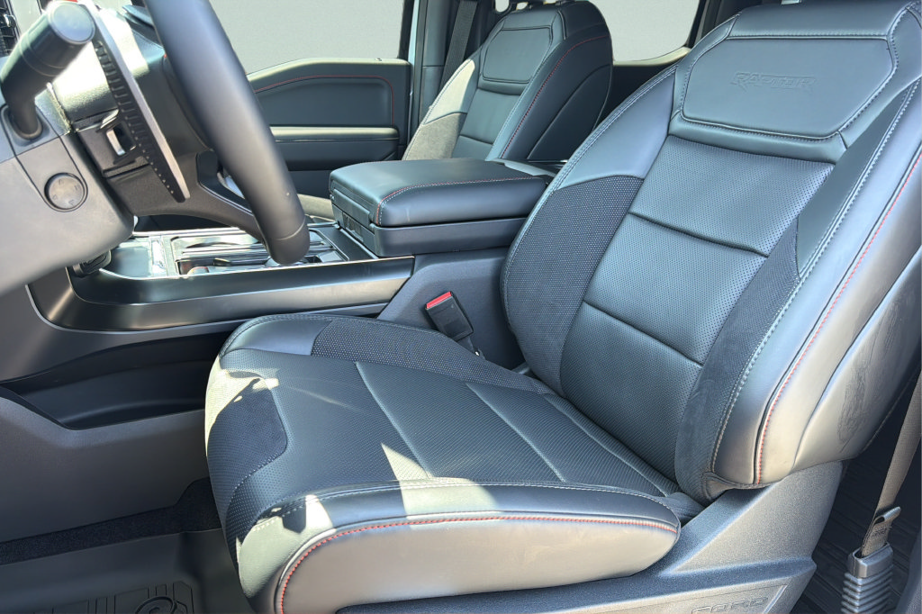 Used 2026 Ford F150 Raptor AWD/4WD image 34