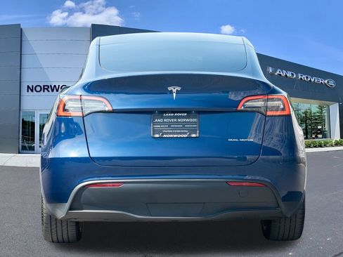 Used 2023 Tesla Model Y Long Range AWD/4WD image 5