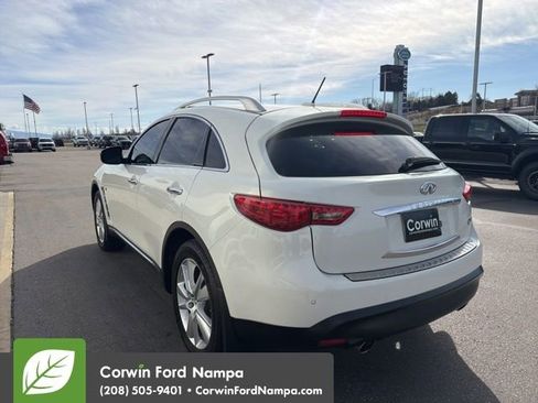 Used 2015 INFINITI QX70 AWD w/ Premium Package image 4