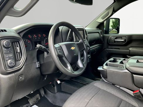 Used 2024 Chevrolet Silverado 2500 Custom w/ Custom Value Package AWD/4WD image 16