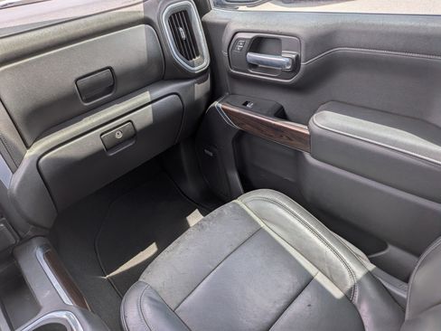 Used 2020 GMC Sierra 1500 SLT w/ SLT Premium Plus Package RWD image 16