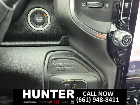 New 2026 RAM 3500 Laramie AWD/4WD image 30