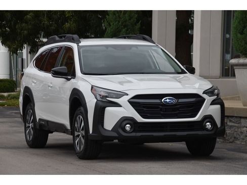 Certified 2025 Subaru Outback Premium image 2