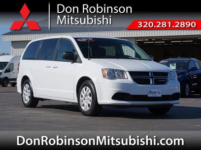 Used 2018 Dodge Grand Caravan SE w/ UConnect Hands-Free Group
