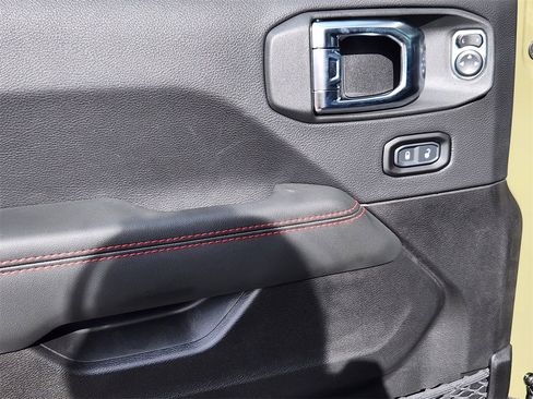 New 2025 Jeep Wrangler Rubicon image 19