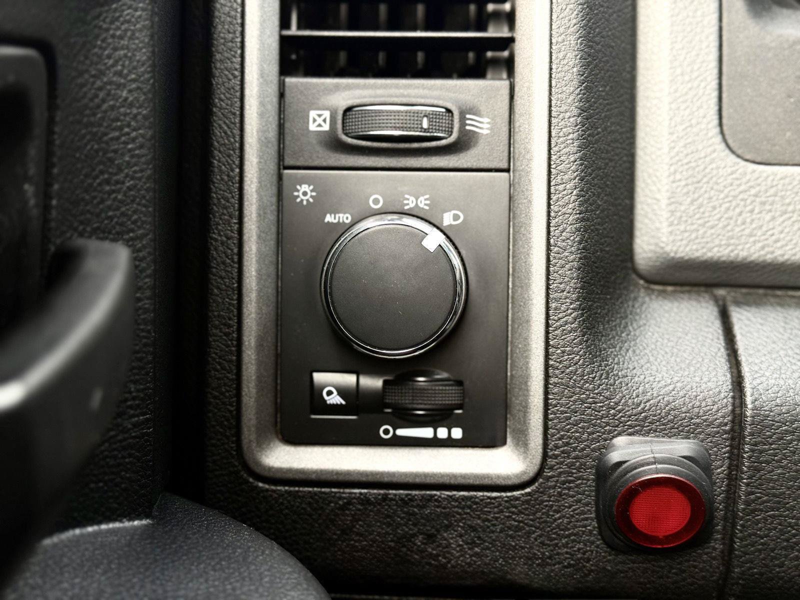 Used 2014 RAM 1500 Tradesman AWD/4WD image 16