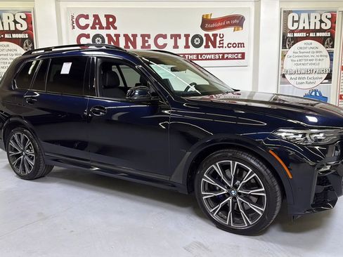 Used 2019 BMW X7 xDrive50i w/ Dynamic Handling Package image 2