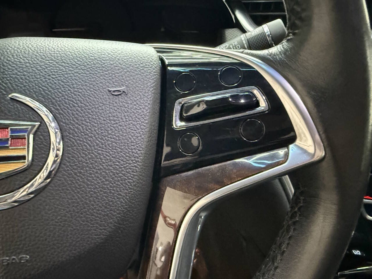 Used 2014 Cadillac XTS FWD image 24