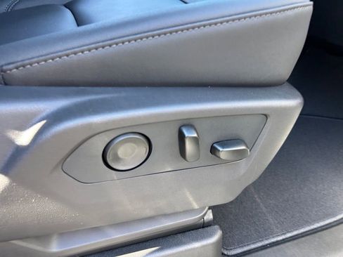 New 2026 Chevrolet Suburban Z71 w/ Z71 Off-Road Package image 58