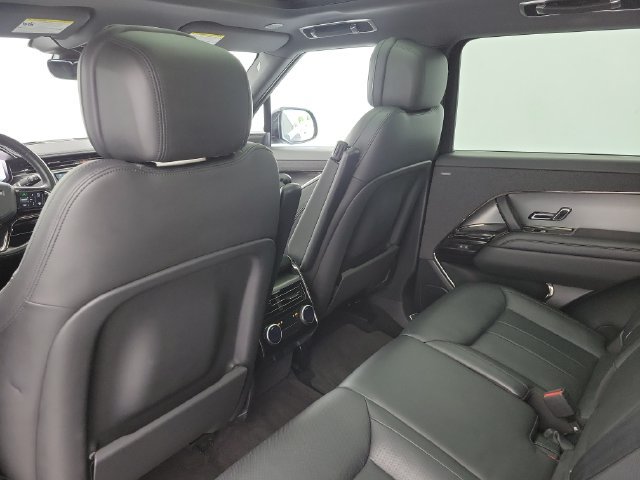 Used 2024 Land Rover Range Rover Sport Dynamic SE AWD/4WD image 12