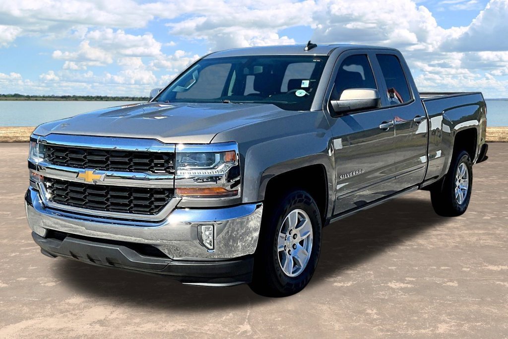 Used 2017 Chevrolet Silverado 1500 LT w/ All Star Edition RWD image 4