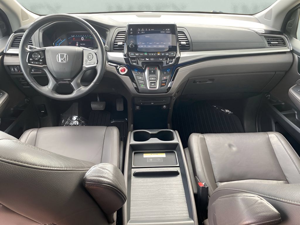 Used 2019 Honda Odyssey Elite image 16