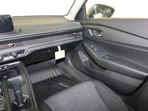 New 2026 Honda Accord SE image 9