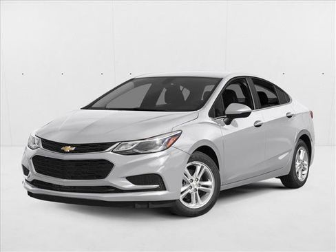 Used 2017 Chevrolet Cruze LT image 1