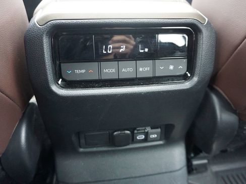 Used 2025 Toyota Land Cruiser w/ Premium Package image 17