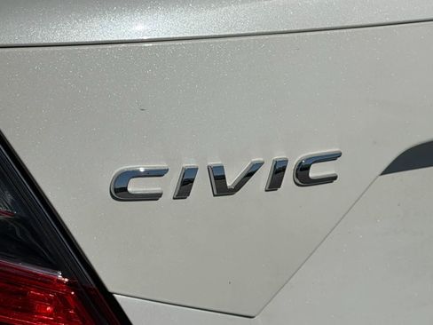Used 2020 Honda Civic Sport image 15