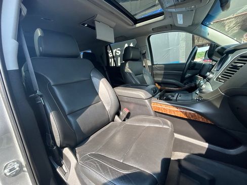 Used 2020 Chevrolet Tahoe Premier AWD/4WD image 21