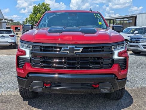 Used 2025 Chevrolet Silverado 1500 LT Trail Boss w/ Convenience Package II AWD/4WD image 8