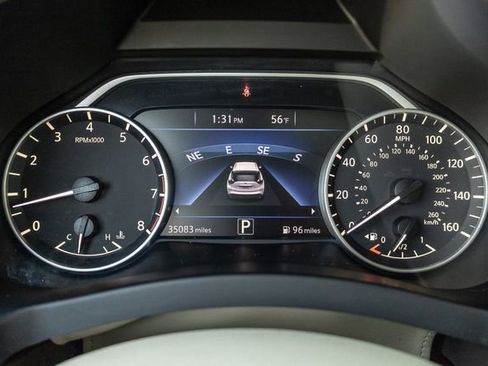 Used 2017 Nissan Murano SV w/ Premium Plus Package image 10