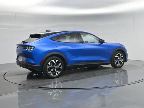 Certified 2025 Ford Mustang Mach-E Select RWD image 27