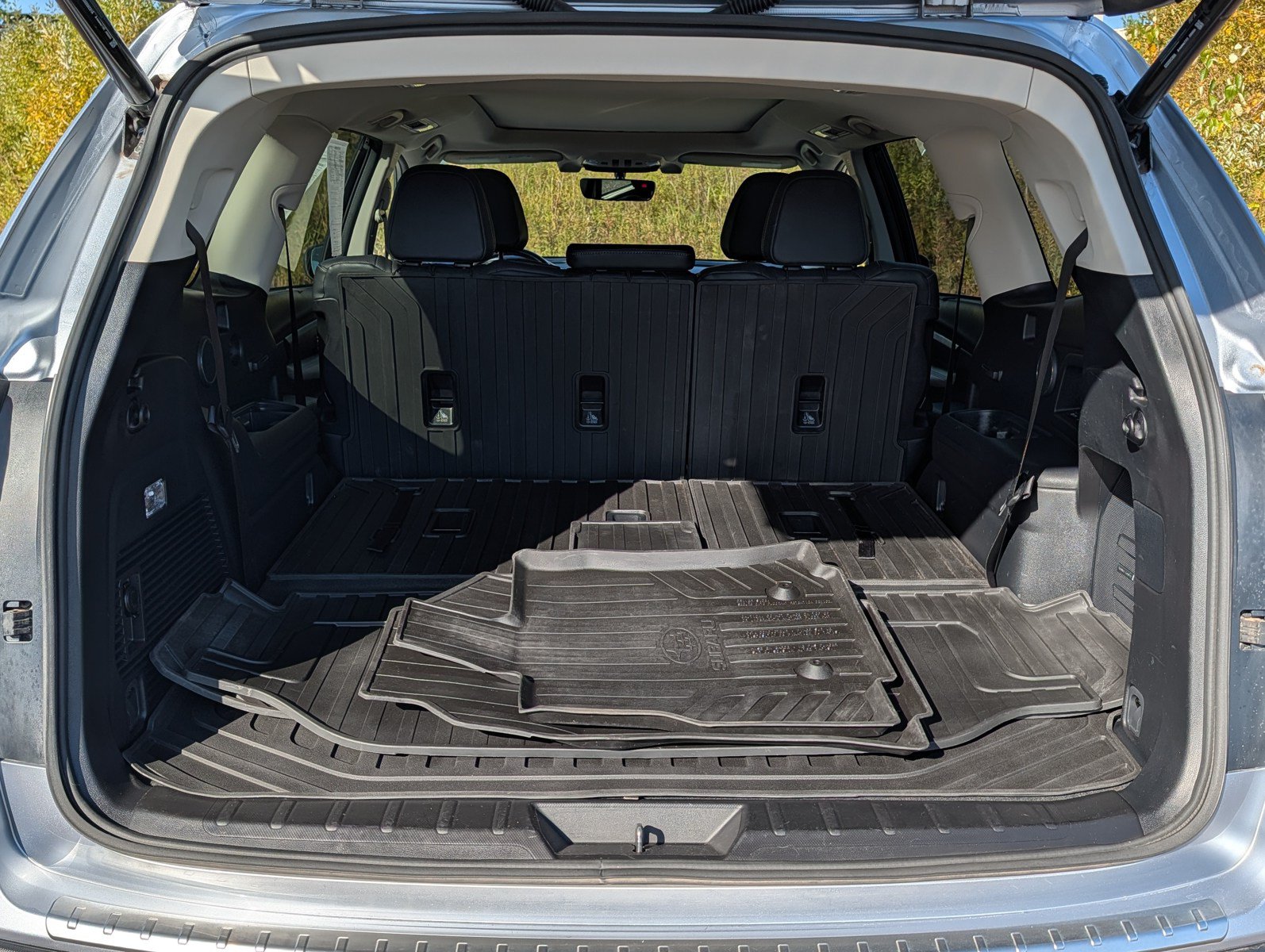 Used 2022 Subaru Ascent Limited w/ Technology Package AWD/4WD image 18