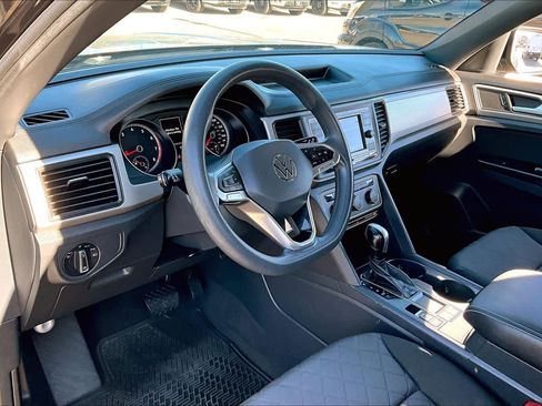 Used 2020 Volkswagen Atlas Cross Sport S image 16