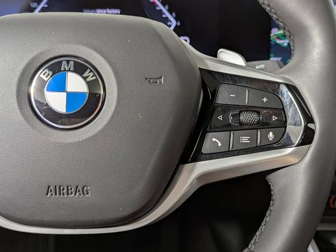 Used 2025 BMW 330i xDrive Sedan w/ Premium Package AWD/4WD image 33