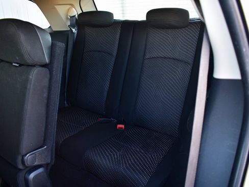 Used 2020 Dodge Journey SE w/ SE Popular Equipment Group image 24