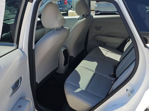 Used 2024 Hyundai Kona Limited AWD/4WD image 12