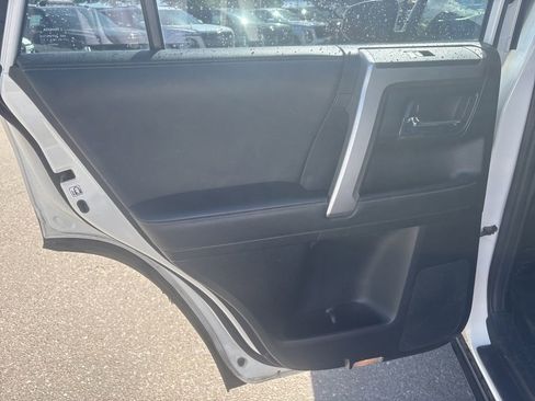 Used 2021 Toyota 4Runner SR5 AWD/4WD image 15